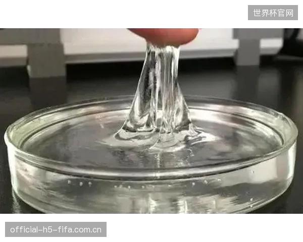 俱乐部医疗采购的演进：生物安全认证压敏胶正成为非接触性伤害的第一道防线